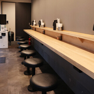 博多駅徒歩1分◎観光途中にも気軽に味わえる本格豚骨ラーメン