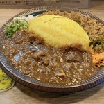 Bears curry - 手前：①欧風牛すじカレー　ちょい辛　レベル3.5