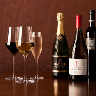 当店自慢のイタリアンにぴったりな厳選ワインの数々