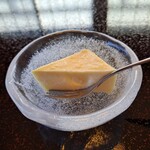 福松荘 - 出迎えのチーズケーキ