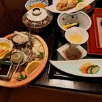 福松荘 - サザエのつぼ焼きとサービスのあん肝