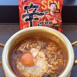 Gaden Terasu Reo - 辛ラーメン