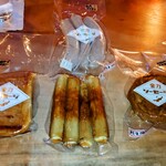 全力！！ソーセージ！ - 燻製チーズたち