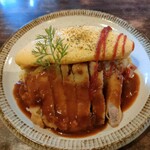 cafe＆restaurant Nature  - 料理写真:オムカレーピラフ