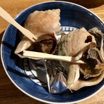 北海道さかな一途 直営魚問屋 - 「猿払 焼つぶ 2個」(638円税込)