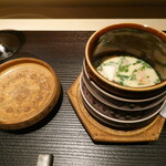 すし玲 - 贅沢な具材満載の茶わん蒸し
