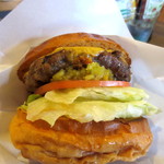 バーガリオン - でかっ!!（笑、男性には小ぶりとも。