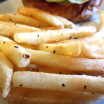 バーガリオン - ポテト付きです。