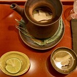霞町 やまがみ - 松茸の土瓶蒸し