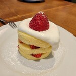 niko and ... KITCHEN - 