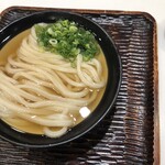 うどん 丸香 - かけうどん（中盛り）税込560円
