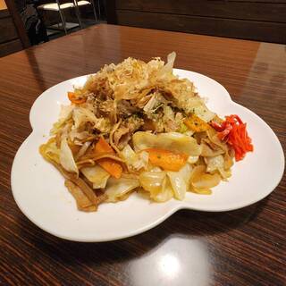 Large pork sauce Yakisoba (stir-fried noodles) ☆彡