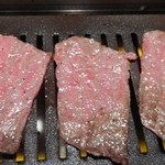 焼肉 ジャンボ - ざぶとん!!裏表4秒!!