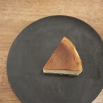 Y-s 洋菓子とチーズとお酒と。 - 