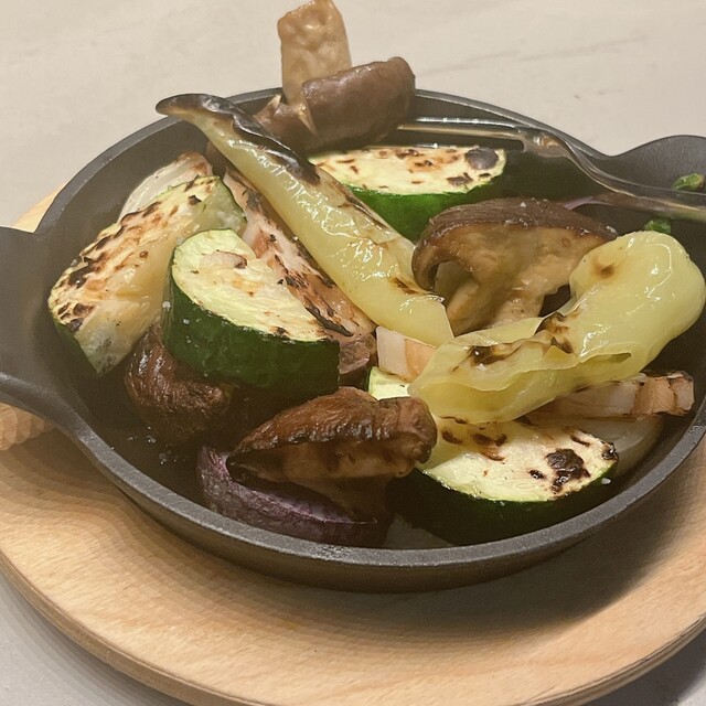 Cellar Door Aoyama The Salon （セラー ドア アオヤマ ザ サロン） 外苑前/ワインバー 食べログ