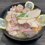 肉麺ひだまり庵 - 塩レモン大盛りヾ(๑⃙⃘´ꇴ｀๑⃙⃘)ﾉ