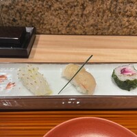 対馬のどぐろとイカ活き造り 博多 魚蔵 都ホテル店 - 