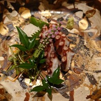 対馬のどぐろとイカ活き造り 博多 魚蔵 都ホテル店 - 