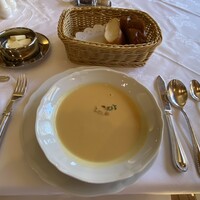 中禅寺金谷ホテル - 季節のスペシャルランチ（コーンポタージュ）