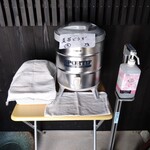 らぁ麺 麦一粒 - 麦茶のサービス。