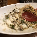 らーめん 薬膳担担麺 アンドリュー - ライスを混ぜちゃう