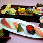 Sushi Daining Utsukimura - 