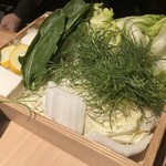 Kanzen Koshitsu Shabushabu Kyuu - 厳選野菜