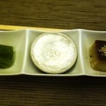 Taikoku Ryouri Chaitare - デザート3種　ウイロウ、ココナッツミルクプリン、タロイモケーキ