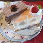 パティスリー ラプラス - チョコシフォン（左）と、桃のシブースト