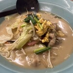 大陸ラーメン - ちゃんぽん 810円