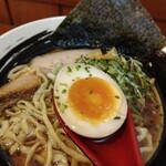 俺の中華たなか家 - 「味玉」蓮華リフト⤴️