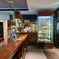 37 Steakhouse & Bar - 