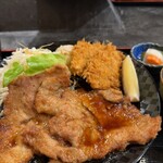 Tarara - アジフライと豚肩ロースの生姜焼き定食