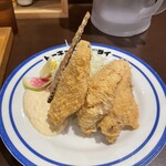 トーキョーアジフライ - とってもキレイな衣✨