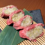 [Limited quantity/Reservation required] Thick-sliced fresh tongue wrapped in salted green onion and grilled