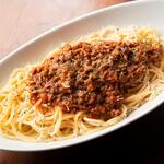 ブラック キャット - 伝統のミートソース