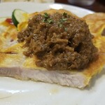 キッチン ブルー グローブ - 豚ロースピカタの断面　デュクセルは、なかなか減りません