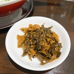 豚麺 気 - 別皿高菜