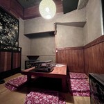 Chiisana Kankoku Apuro - 半個室