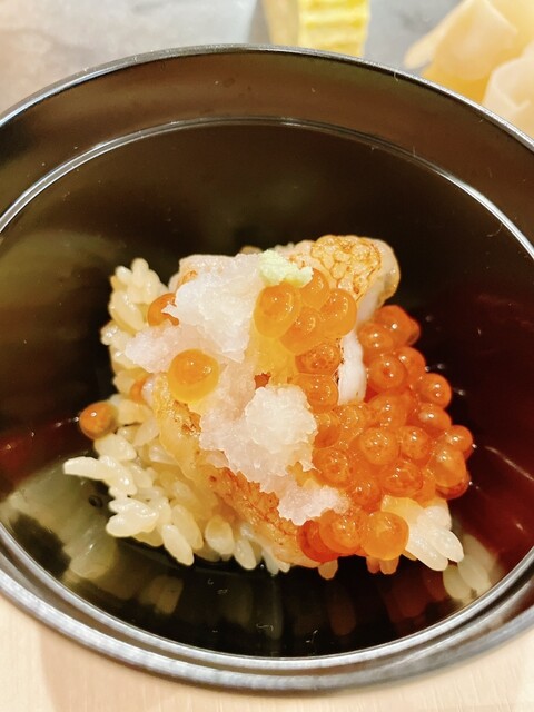 北見で和食やお寿司をカウンターでゆっくりお酒を楽しめるカジュアル寿司割烹　早い時間はコース予約のみ : 山下町一丁目 たつ乃の写真