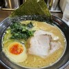 横浜らーめん 壱八家 スカイビル店