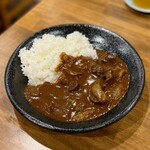 炭火焼肉ホルモンさわいし - 牛すじカレー