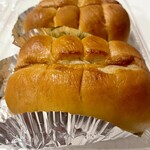 プルマンベーカリー - ちくわパン 鮭入り（2個入 481円）