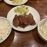 牛たん料理 閣 - 