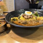 SPICY CURRY 魯珈 - 