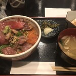 魚と旬の料理 まる - 