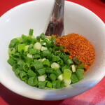 ラーメン二郎 - 待ってる間にカスタマイズ♪