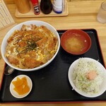 定食屋 六宝亭 - 真上から…‥