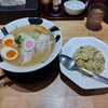 彩色ラーメンきんせい 高槻本店