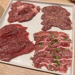 焼肉あきら漸 - ツラミの青唐辛子焼き
      ハツのスタミナ焼き
      塩ダレ赤身焼き(生胡椒で)
      サガリ